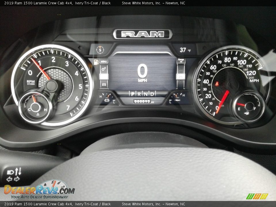 2019 Ram 1500 Laramie Crew Cab 4x4 Ivory Tri–Coat / Black Photo #21