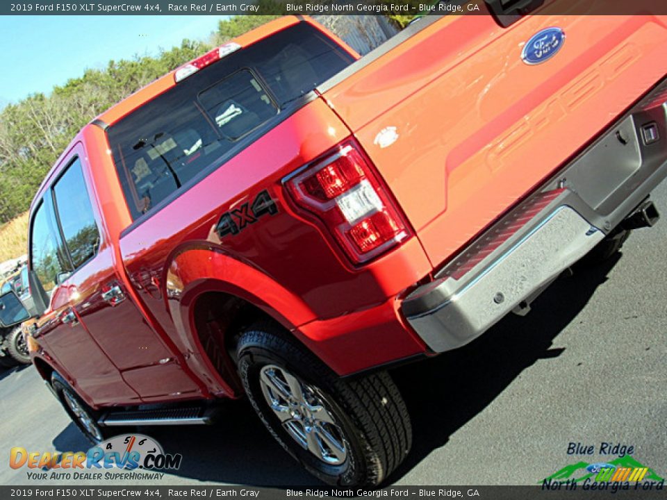 2019 Ford F150 XLT SuperCrew 4x4 Race Red / Earth Gray Photo #36