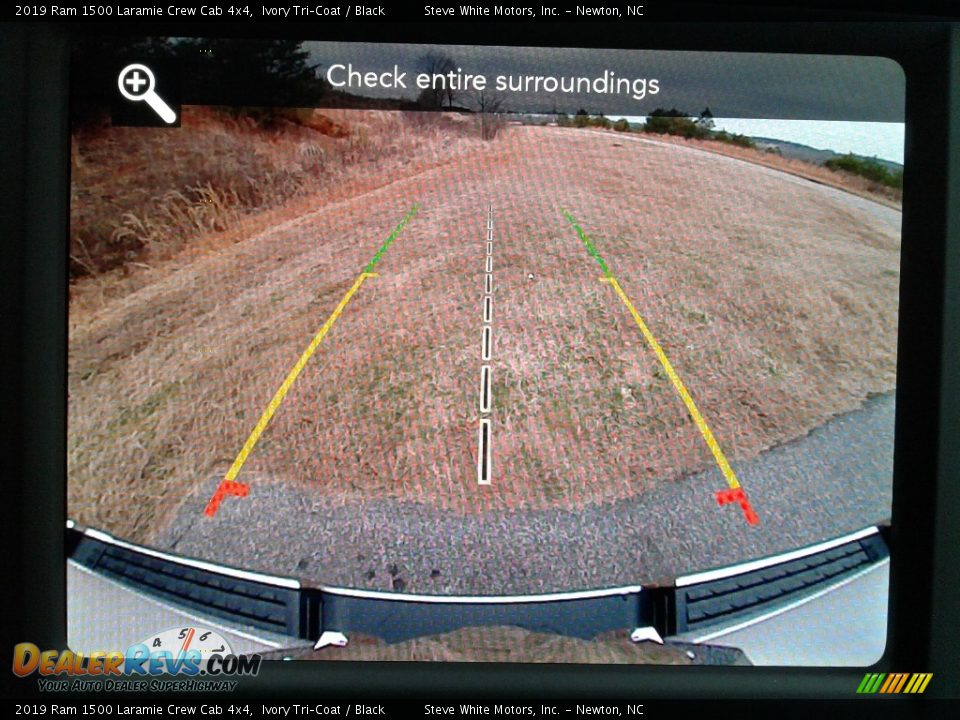 2019 Ram 1500 Laramie Crew Cab 4x4 Ivory Tri–Coat / Black Photo #24