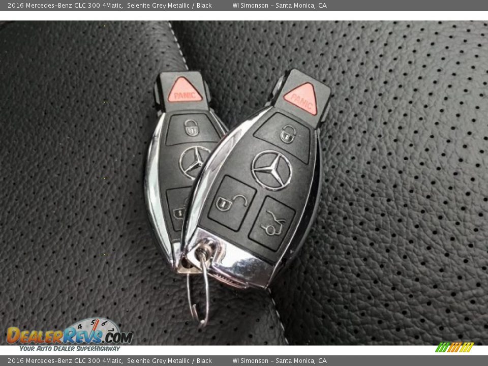 2016 Mercedes-Benz GLC 300 4Matic Selenite Grey Metallic / Black Photo #11