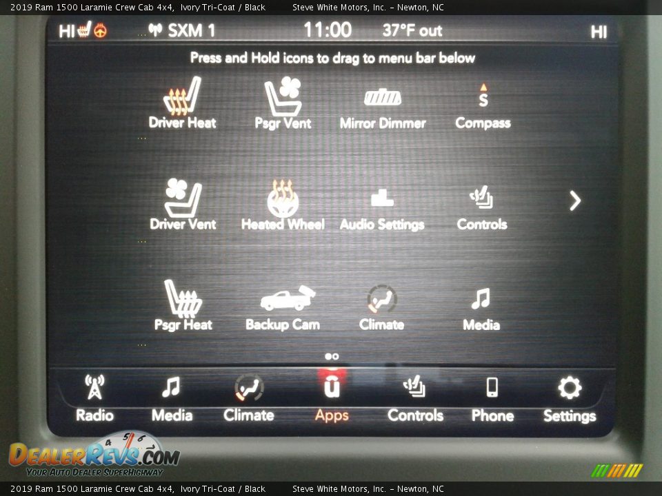 2019 Ram 1500 Laramie Crew Cab 4x4 Ivory Tri–Coat / Black Photo #28