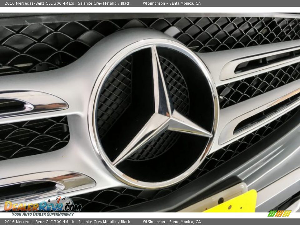 2016 Mercedes-Benz GLC 300 4Matic Selenite Grey Metallic / Black Photo #34