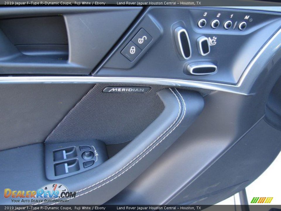 Door Panel of 2019 Jaguar F-Type R-Dynamic Coupe Photo #20