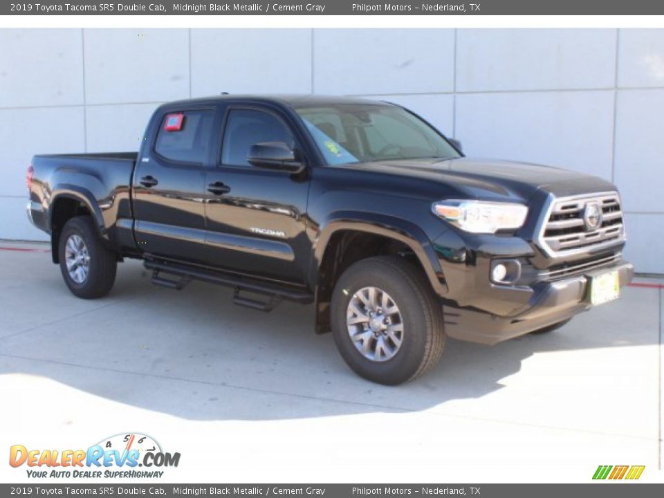 2019 Toyota Tacoma SR5 Double Cab Midnight Black Metallic / Cement Gray Photo #2