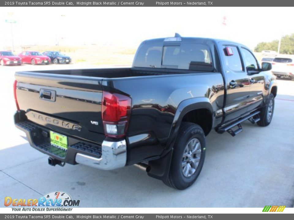 2019 Toyota Tacoma SR5 Double Cab Midnight Black Metallic / Cement Gray Photo #8