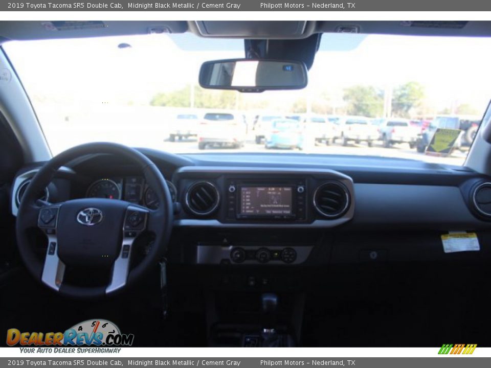 2019 Toyota Tacoma SR5 Double Cab Midnight Black Metallic / Cement Gray Photo #18