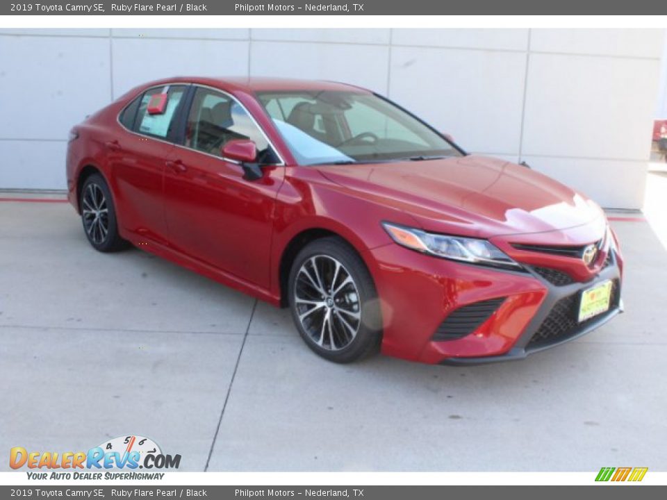 2019 Toyota Camry SE Ruby Flare Pearl / Black Photo #2