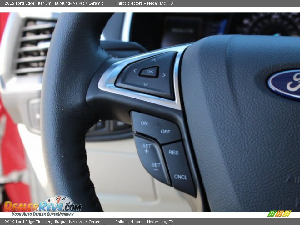 2019 Ford Edge Titanium Steering Wheel Photo #15