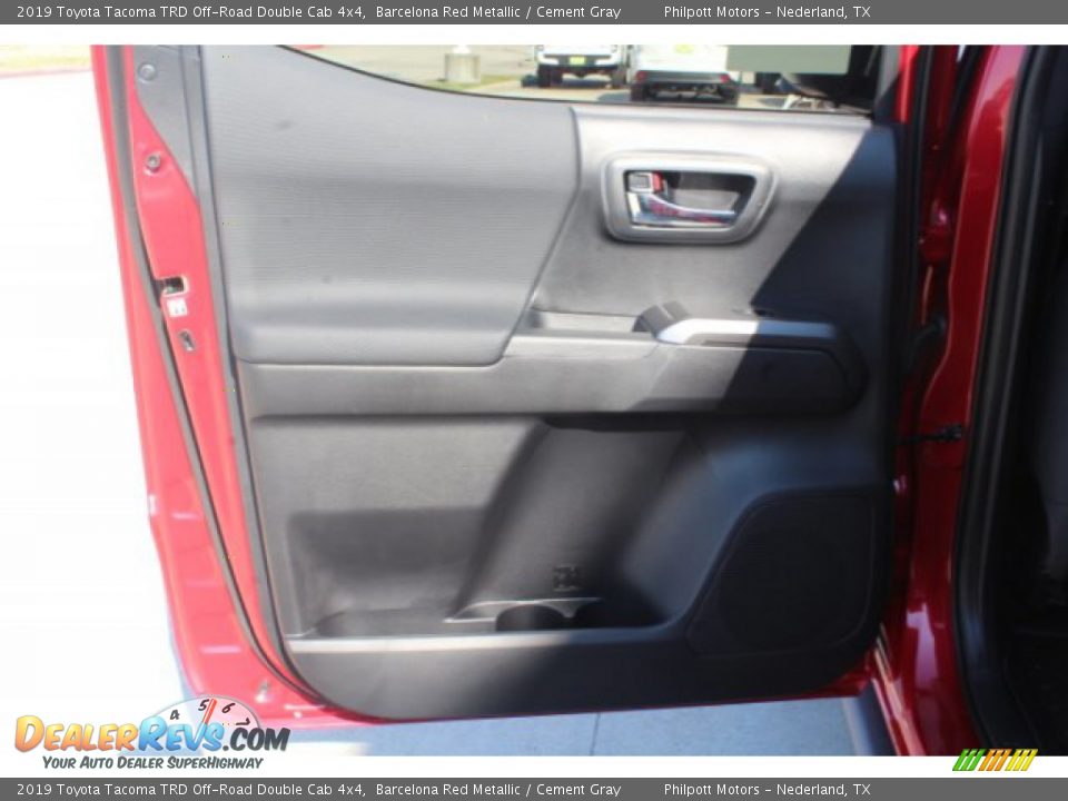 2019 Toyota Tacoma TRD Off-Road Double Cab 4x4 Barcelona Red Metallic / Cement Gray Photo #17