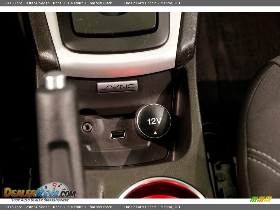 2016 Ford Fiesta SE Sedan Kona Blue Metallic / Charcoal Black Photo #12