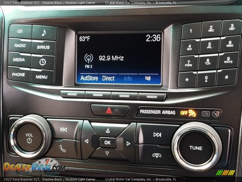 2017 Ford Explorer XLT Shadow Black / Medium Light Camel Photo #16