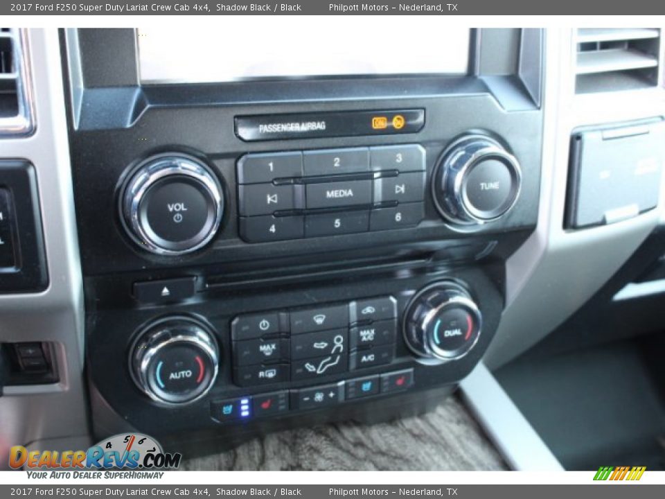 2017 Ford F250 Super Duty Lariat Crew Cab 4x4 Shadow Black / Black Photo #19