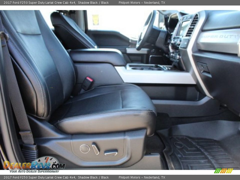 2017 Ford F250 Super Duty Lariat Crew Cab 4x4 Shadow Black / Black Photo #31