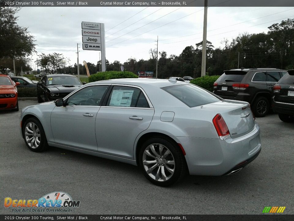 2019 Chrysler 300 Touring Silver Mist / Black Photo #3