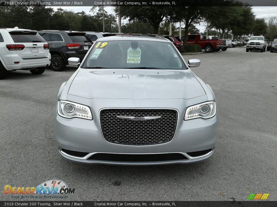 2019 Chrysler 300 Touring Silver Mist / Black Photo #8