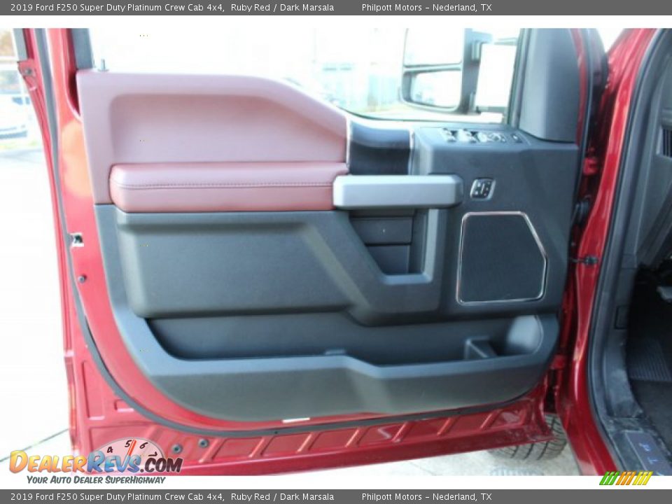 2019 Ford F250 Super Duty Platinum Crew Cab 4x4 Ruby Red / Dark Marsala Photo #8