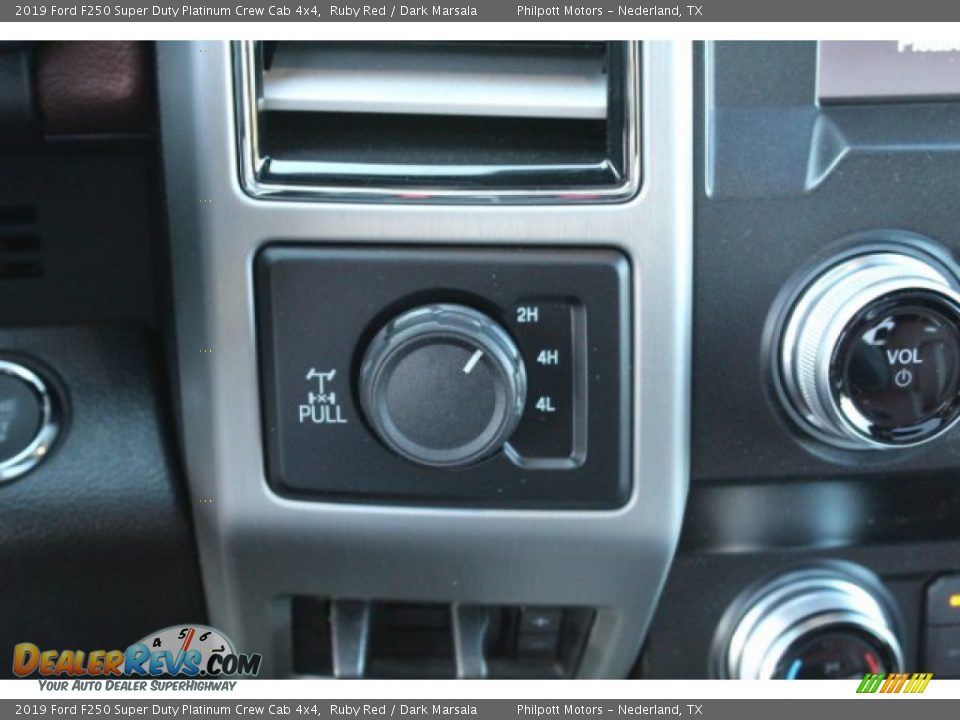 2019 Ford F250 Super Duty Platinum Crew Cab 4x4 Ruby Red / Dark Marsala Photo #15