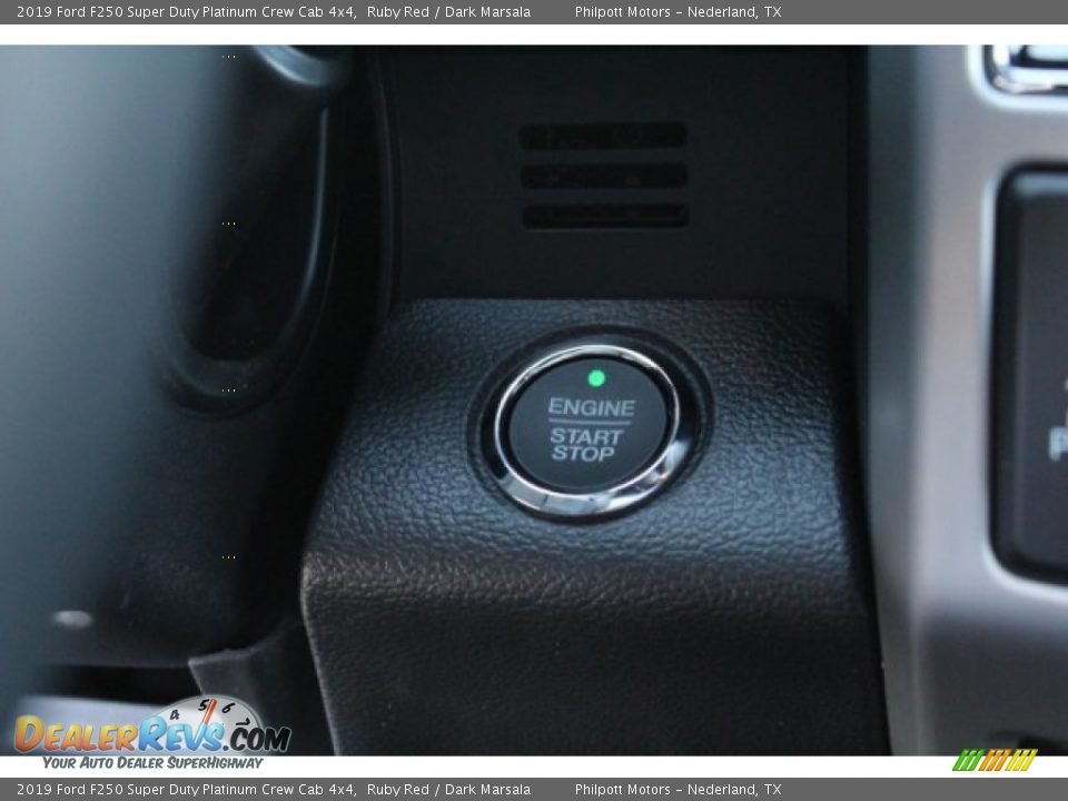 2019 Ford F250 Super Duty Platinum Crew Cab 4x4 Ruby Red / Dark Marsala Photo #16