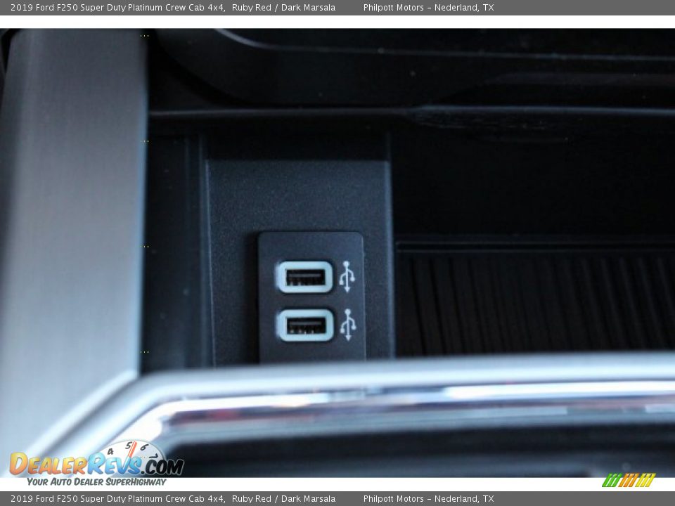 2019 Ford F250 Super Duty Platinum Crew Cab 4x4 Ruby Red / Dark Marsala Photo #17