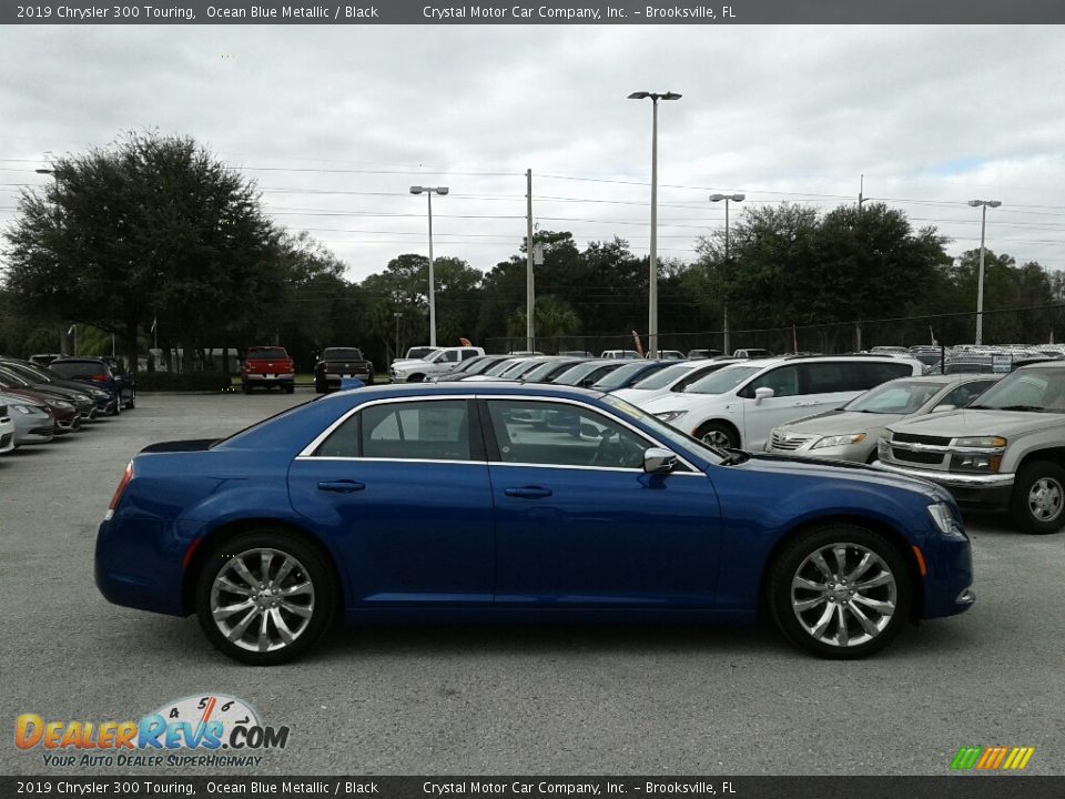 2019 Chrysler 300 Touring Ocean Blue Metallic / Black Photo #6