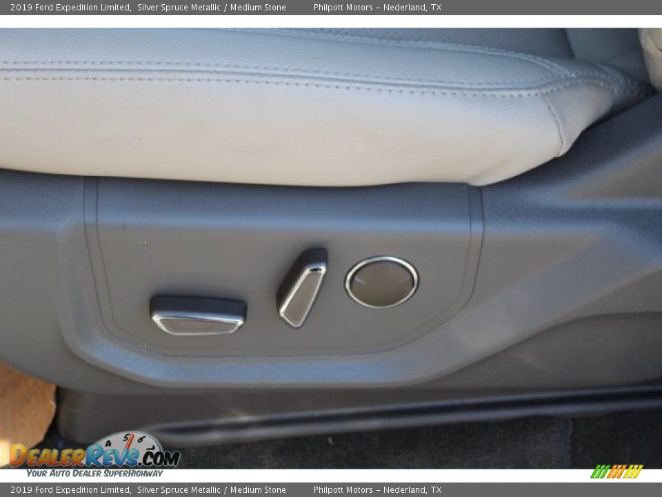 2019 Ford Expedition Limited Silver Spruce Metallic / Medium Stone Photo #10