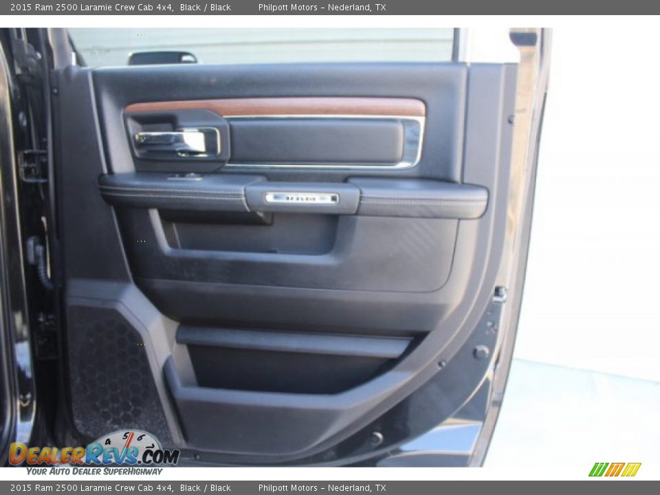 2015 Ram 2500 Laramie Crew Cab 4x4 Black / Black Photo #23