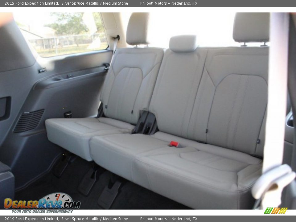 2019 Ford Expedition Limited Silver Spruce Metallic / Medium Stone Photo #22