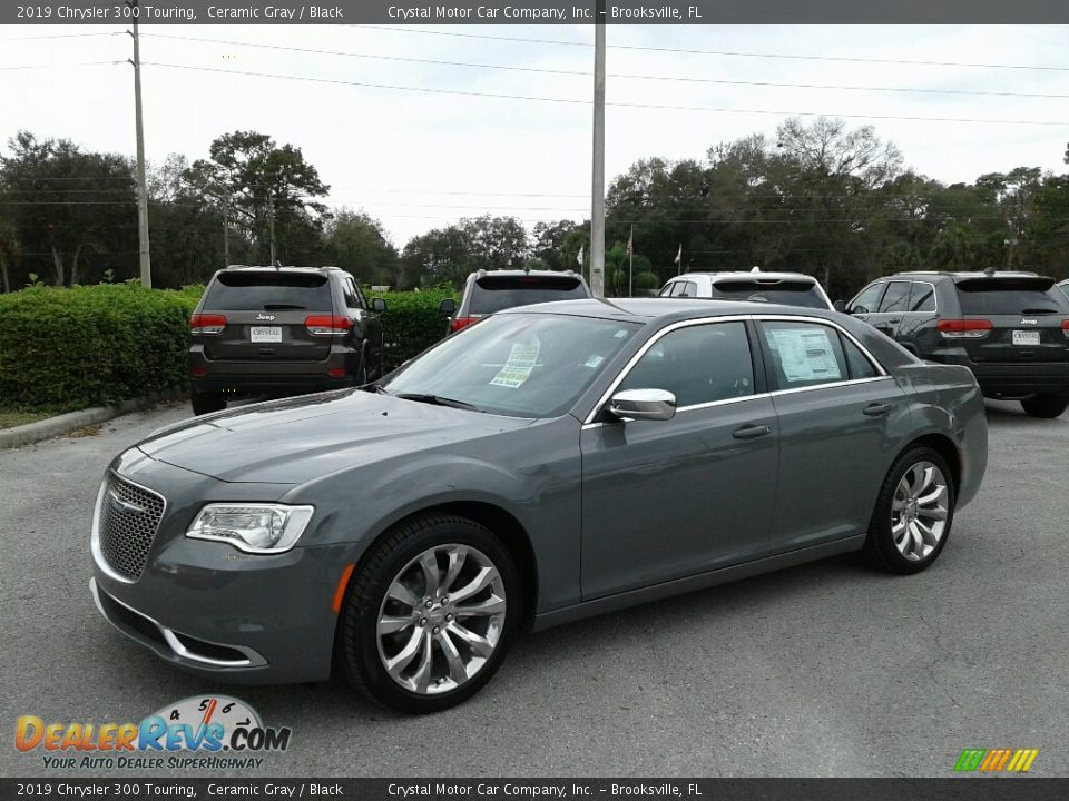 2019 Chrysler 300 Touring Ceramic Gray / Black Photo #1