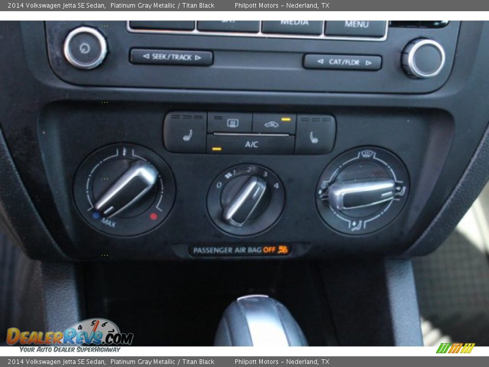 2014 Volkswagen Jetta SE Sedan Platinum Gray Metallic / Titan Black Photo #15