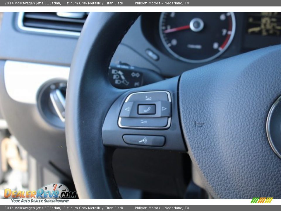 2014 Volkswagen Jetta SE Sedan Platinum Gray Metallic / Titan Black Photo #17