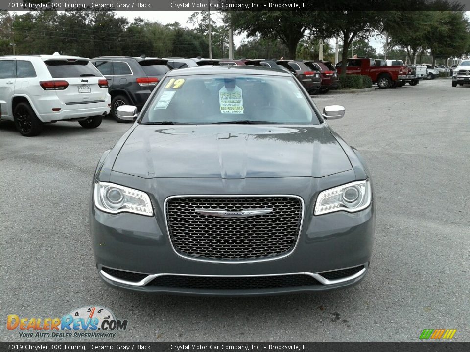 2019 Chrysler 300 Touring Ceramic Gray / Black Photo #8