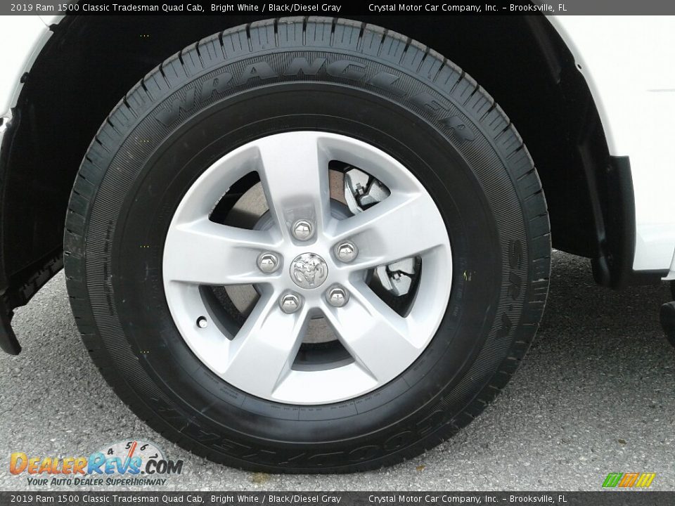2019 Ram 1500 Classic Tradesman Quad Cab Bright White / Black/Diesel Gray Photo #20