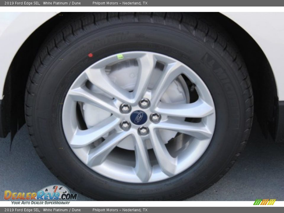 2019 Ford Edge SEL White Platinum / Dune Photo #5
