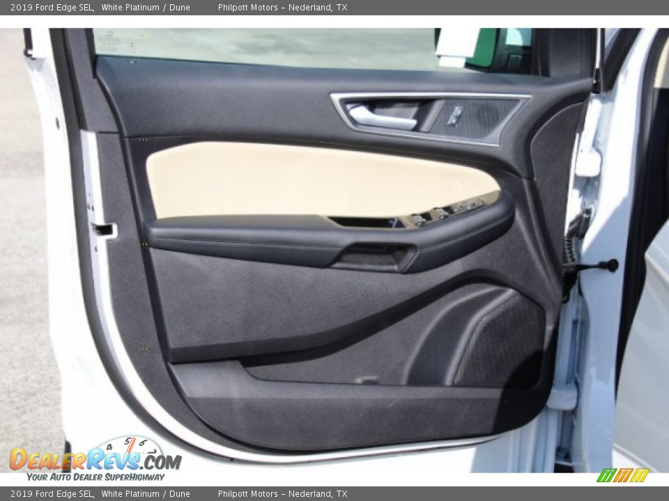 2019 Ford Edge SEL White Platinum / Dune Photo #8