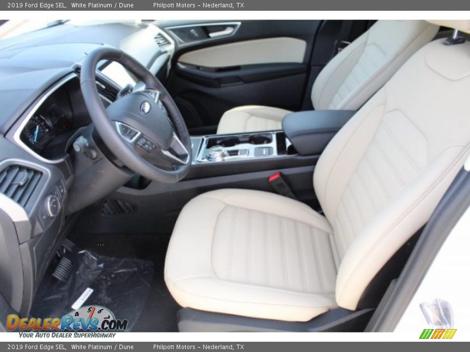2019 Ford Edge SEL White Platinum / Dune Photo #9