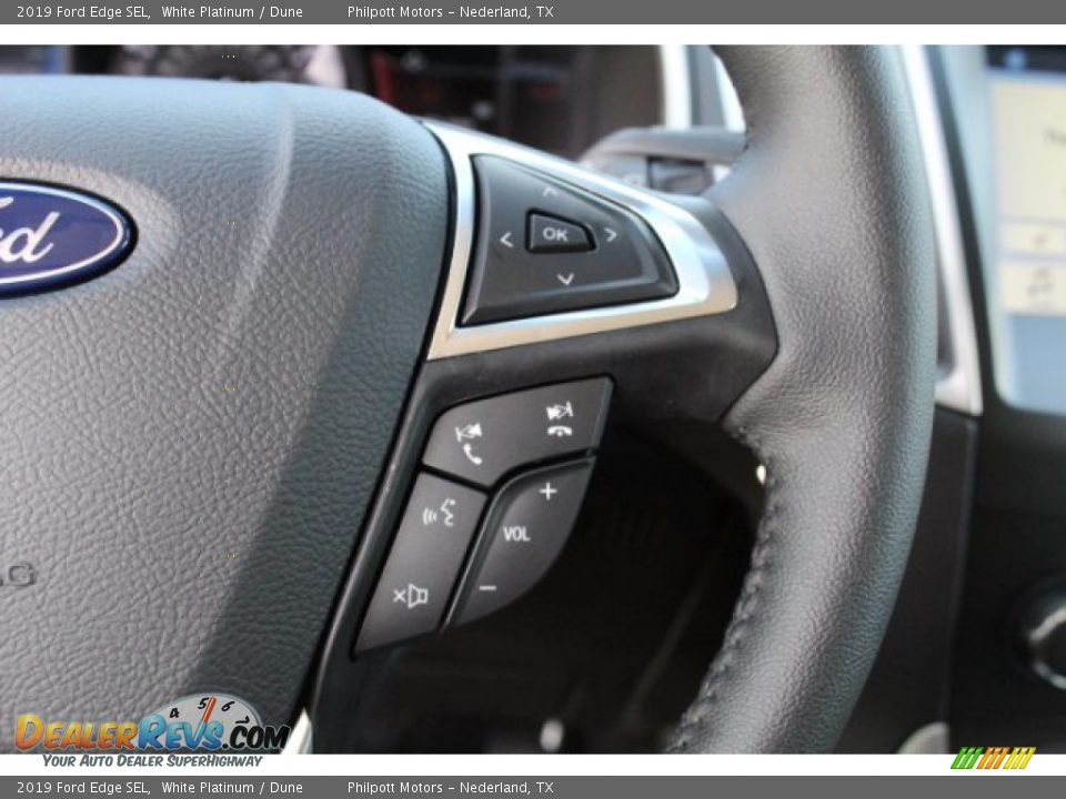 2019 Ford Edge SEL White Platinum / Dune Photo #16