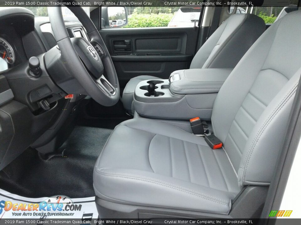 2019 Ram 1500 Classic Tradesman Quad Cab Bright White / Black/Diesel Gray Photo #9