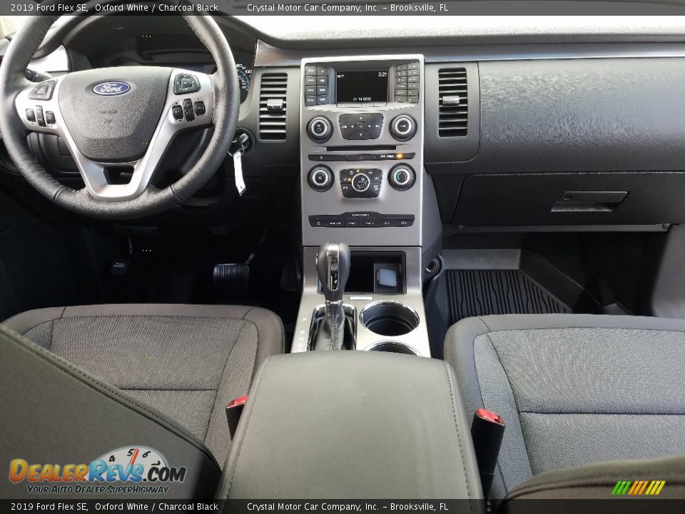 2019 Ford Flex SE Oxford White / Charcoal Black Photo #13