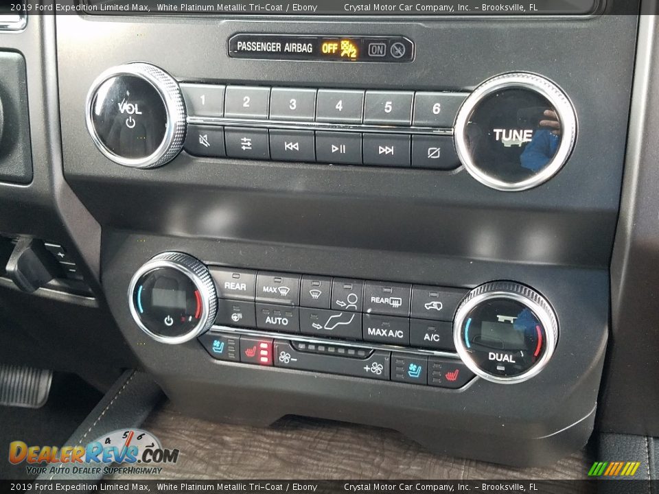 Controls of 2019 Ford Expedition Limited Max Photo #17