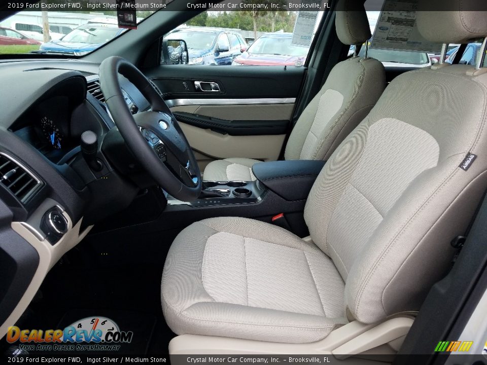 Front Seat of 2019 Ford Explorer FWD Photo #9