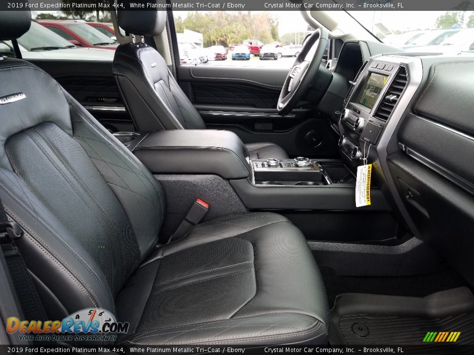 Front Seat of 2019 Ford Expedition Platinum Max 4x4 Photo #13