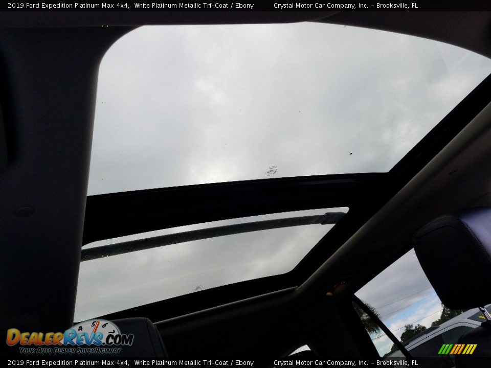 Sunroof of 2019 Ford Expedition Platinum Max 4x4 Photo #20