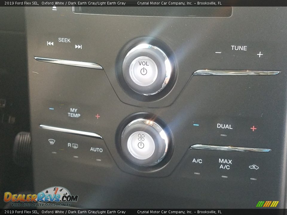 2019 Ford Flex SEL Oxford White / Dark Earth Gray/Light Earth Gray Photo #17