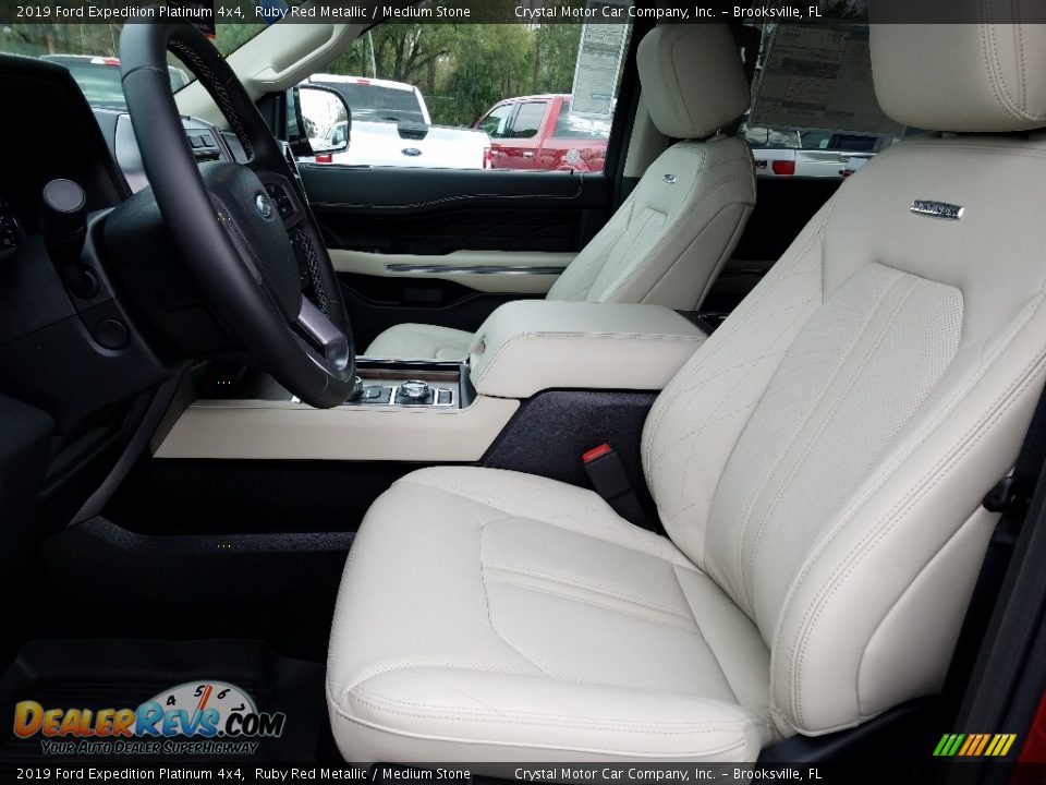 Front Seat of 2019 Ford Expedition Platinum 4x4 Photo #9