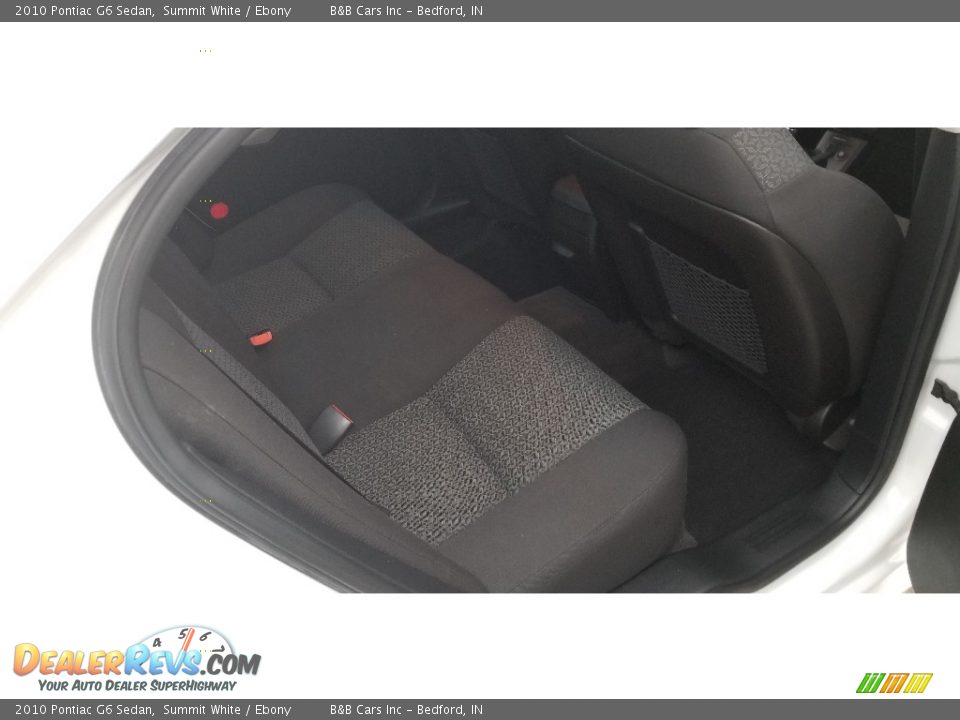 2010 Pontiac G6 Sedan Summit White / Ebony Photo #14