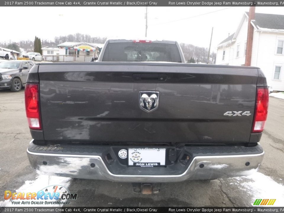 2017 Ram 2500 Tradesman Crew Cab 4x4 Granite Crystal Metallic / Black/Diesel Gray Photo #4
