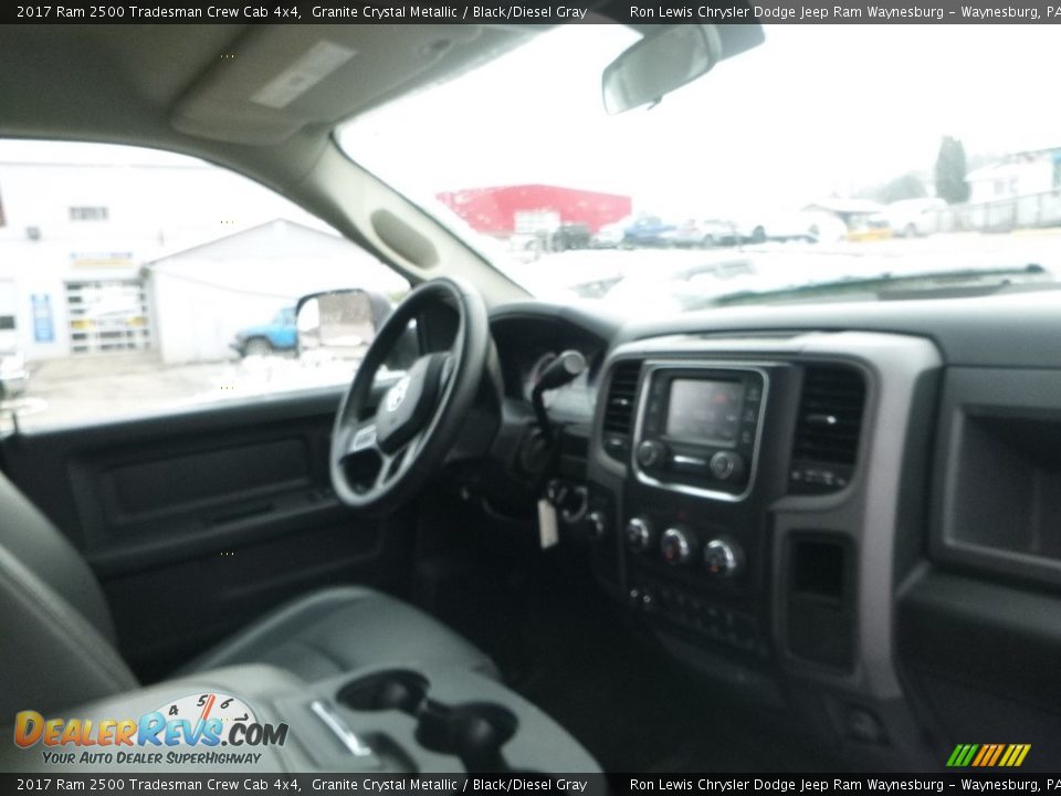 2017 Ram 2500 Tradesman Crew Cab 4x4 Granite Crystal Metallic / Black/Diesel Gray Photo #11