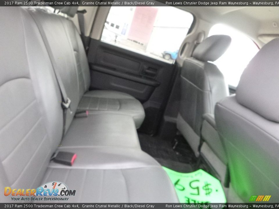 2017 Ram 2500 Tradesman Crew Cab 4x4 Granite Crystal Metallic / Black/Diesel Gray Photo #12