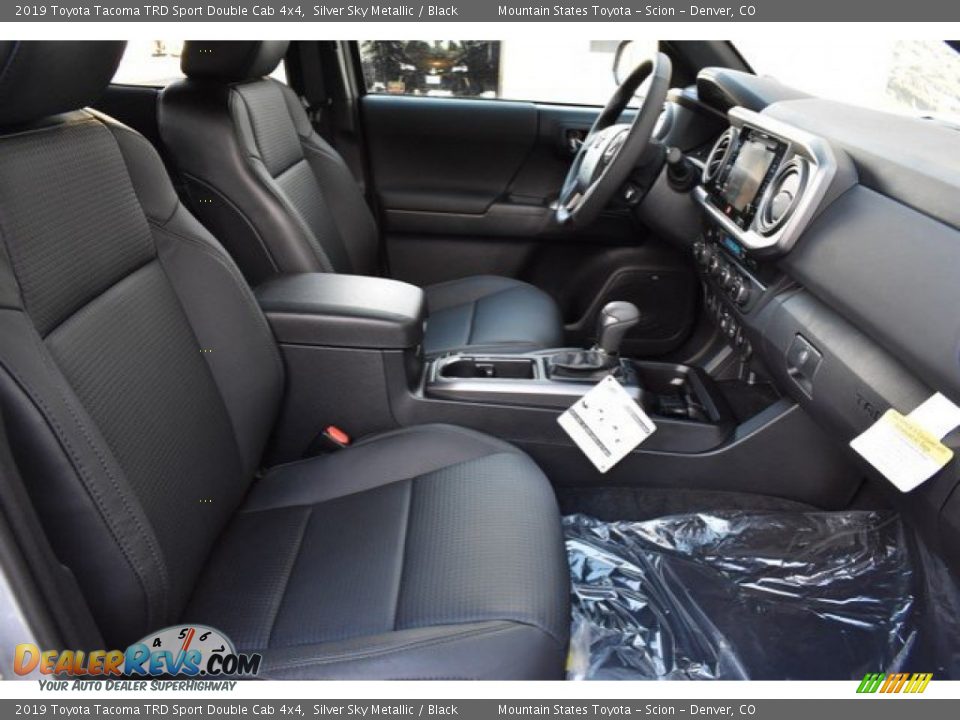 Front Seat of 2019 Toyota Tacoma TRD Sport Double Cab 4x4 Photo #12