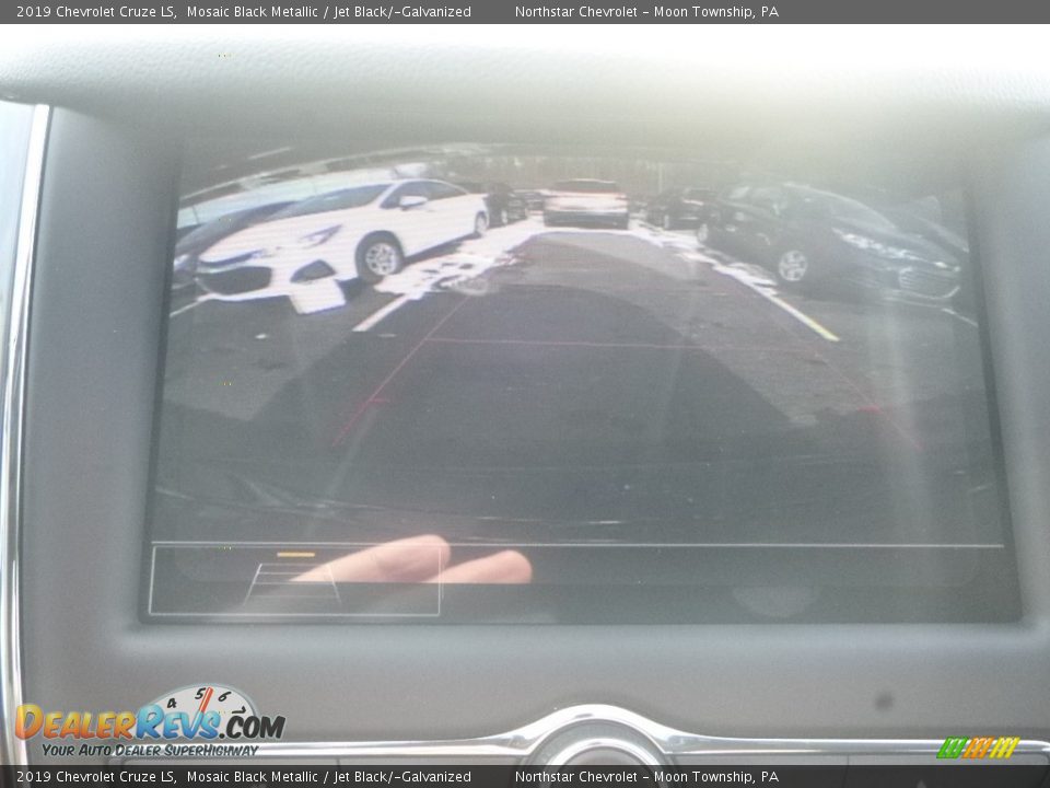 2019 Chevrolet Cruze LS Mosaic Black Metallic / Jet Black/­Galvanized Photo #19